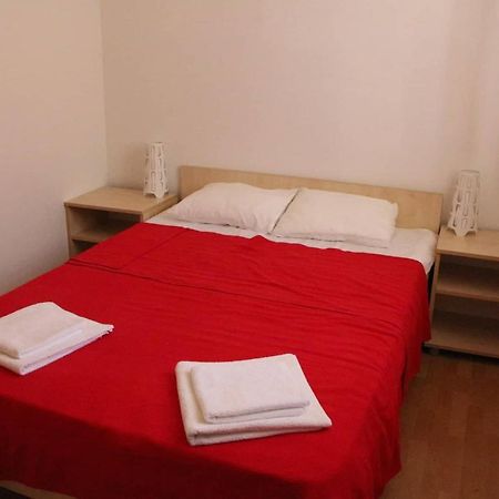 罗戈兹尼察Kuca Za Odmor Rogoznica别墅 外观 照片